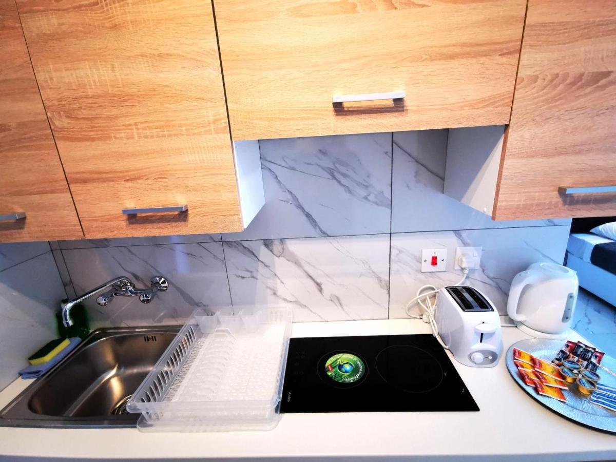 Eleana Apartments Айя Напа Екстериор снимка